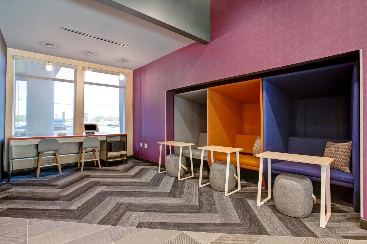 Tru By Hilton Grand Prairie Hotell Exteriör bild